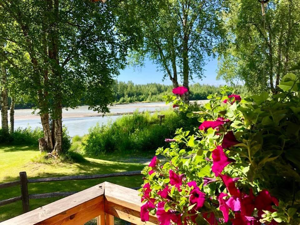 Susitna River Lodging, Riverside Cabins Talkeetna Exterior foto